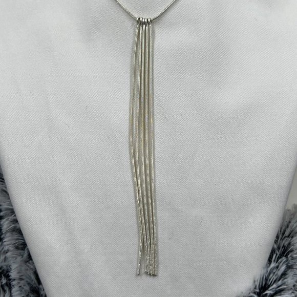 NY Silver Toned 22” Chain Necklace with Chain Dangles. - Picture 3 of 5